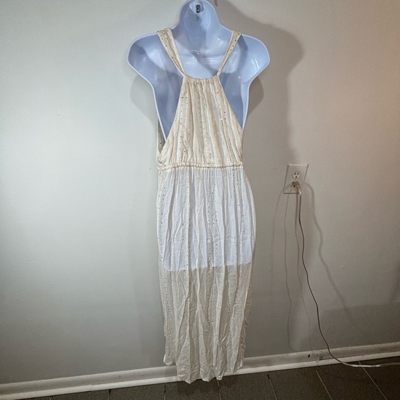 L space bathing suit cover-upon - Picture 5 of 10